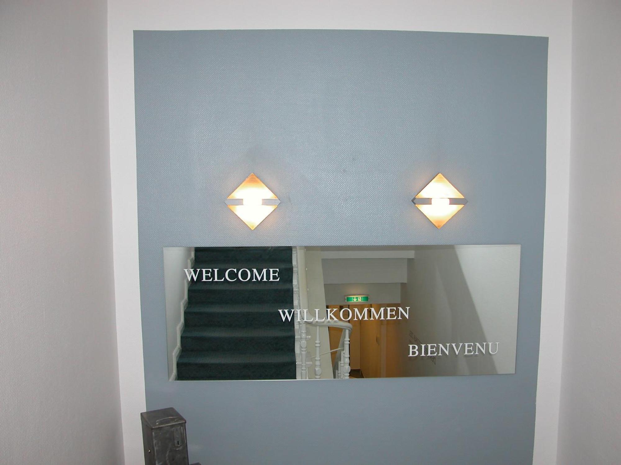 Hotel Keil ヴィルヘルムスハーフェン エクステリア 写真